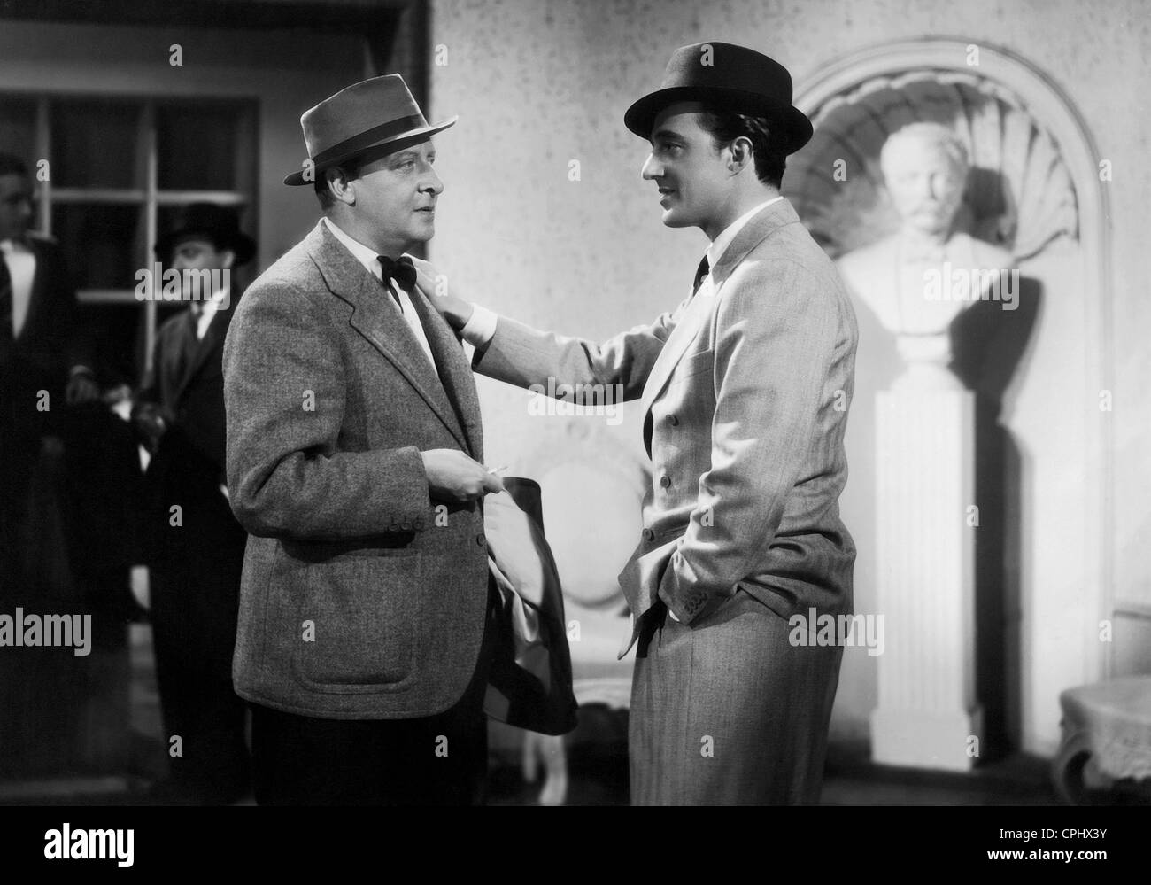 Fritz Odemar e Vittorio De Sica in "Ins blaue Leben', 1939 Foto Stock
