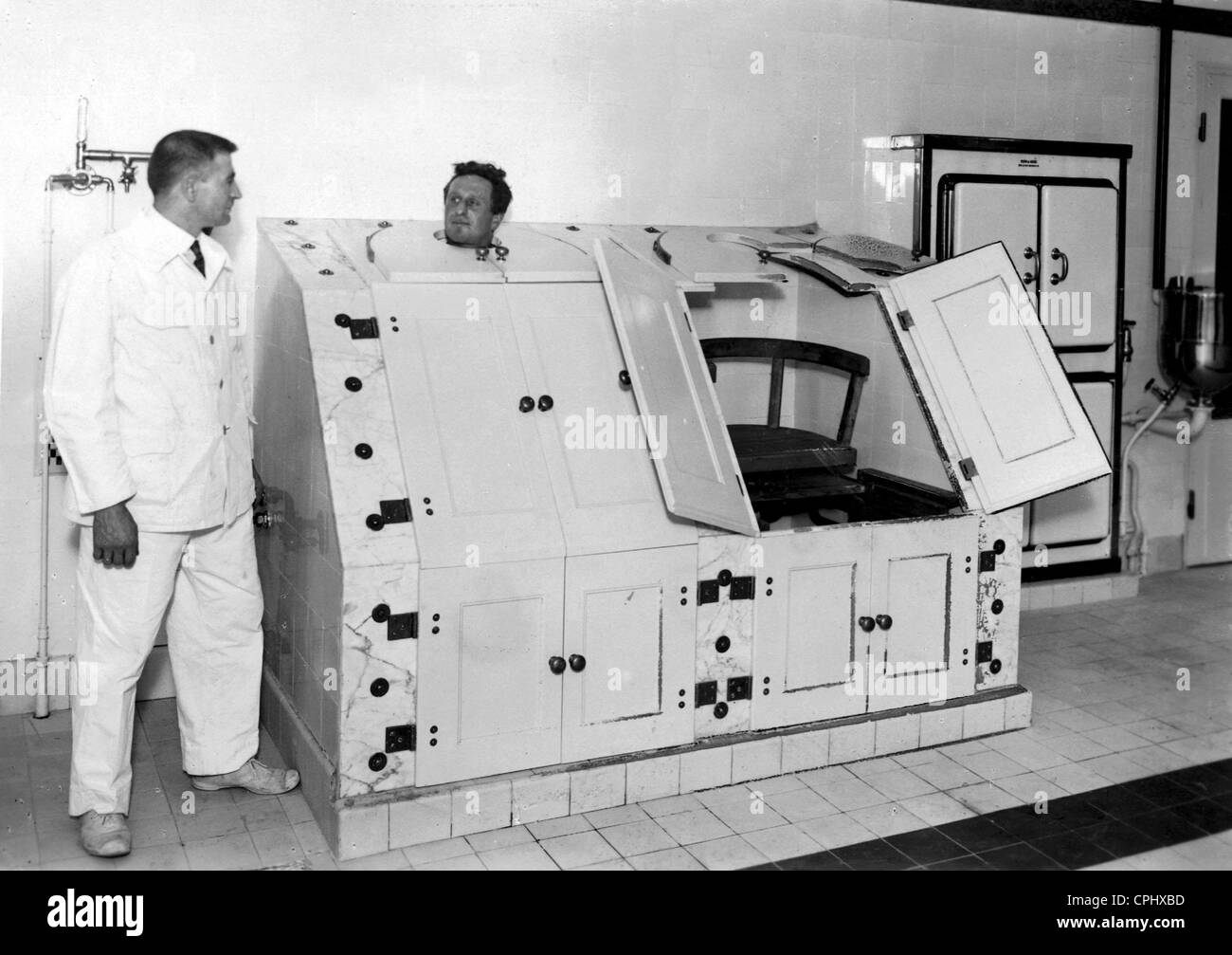 Sweatboxes in un resort per la salute, 1928 Foto Stock