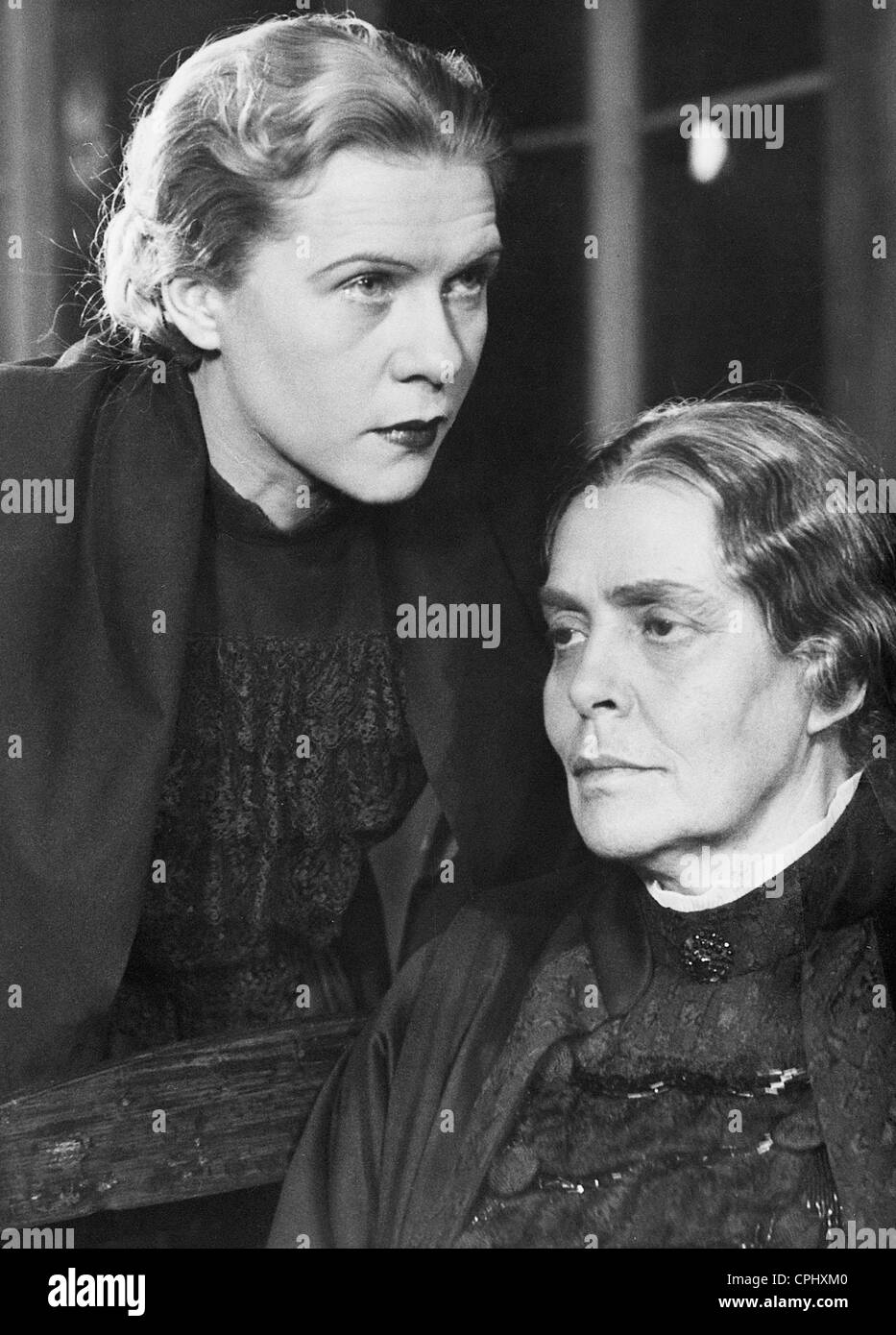 Fita Benkhoff e Lina Lossen in 'Mary Maddalena', 1936 Foto Stock