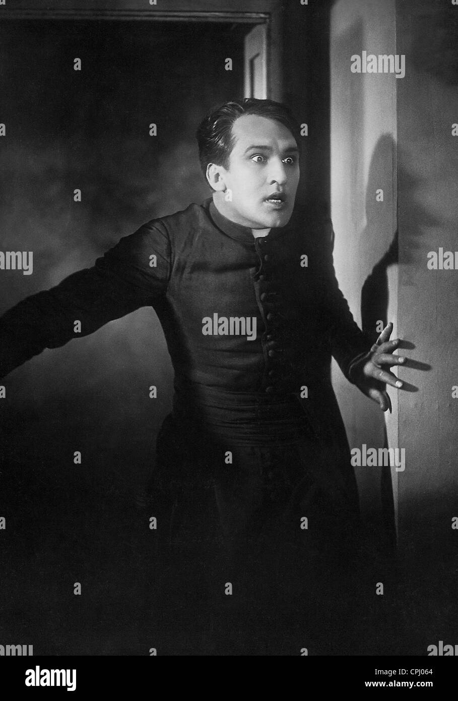 William Dieterle nel 'dietro l altare maggiore', 1927 Foto Stock