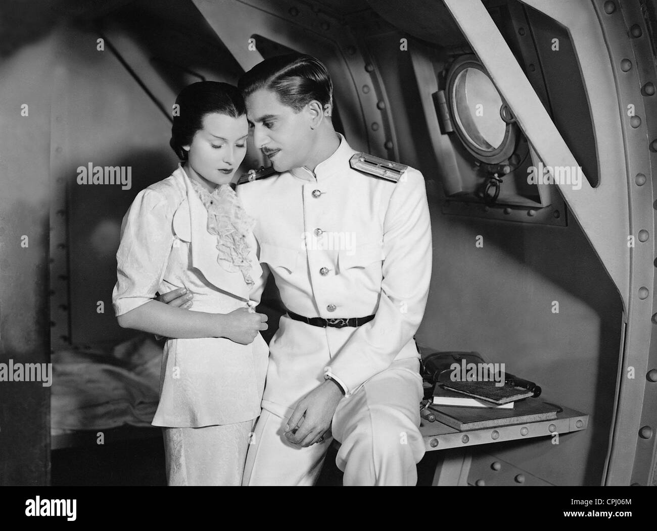 Karin Hardt e Adolf Wohlbrueck in 'Port Arthur", 1936 Foto Stock
