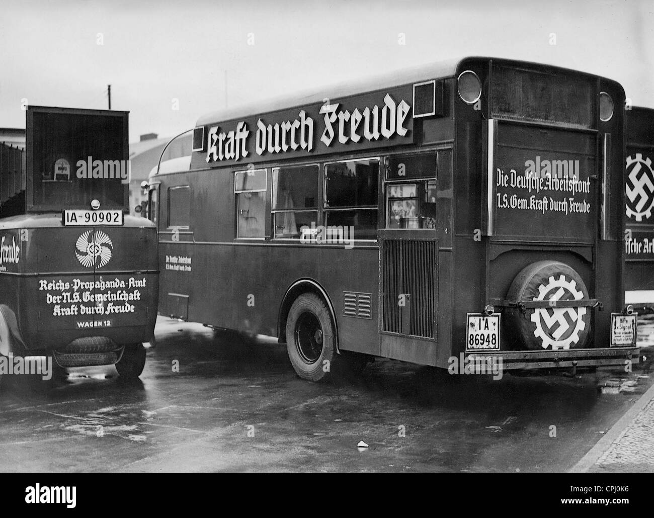 Autobus teatro dell'organizzazione nazista "Kraft durch Freude" Foto Stock