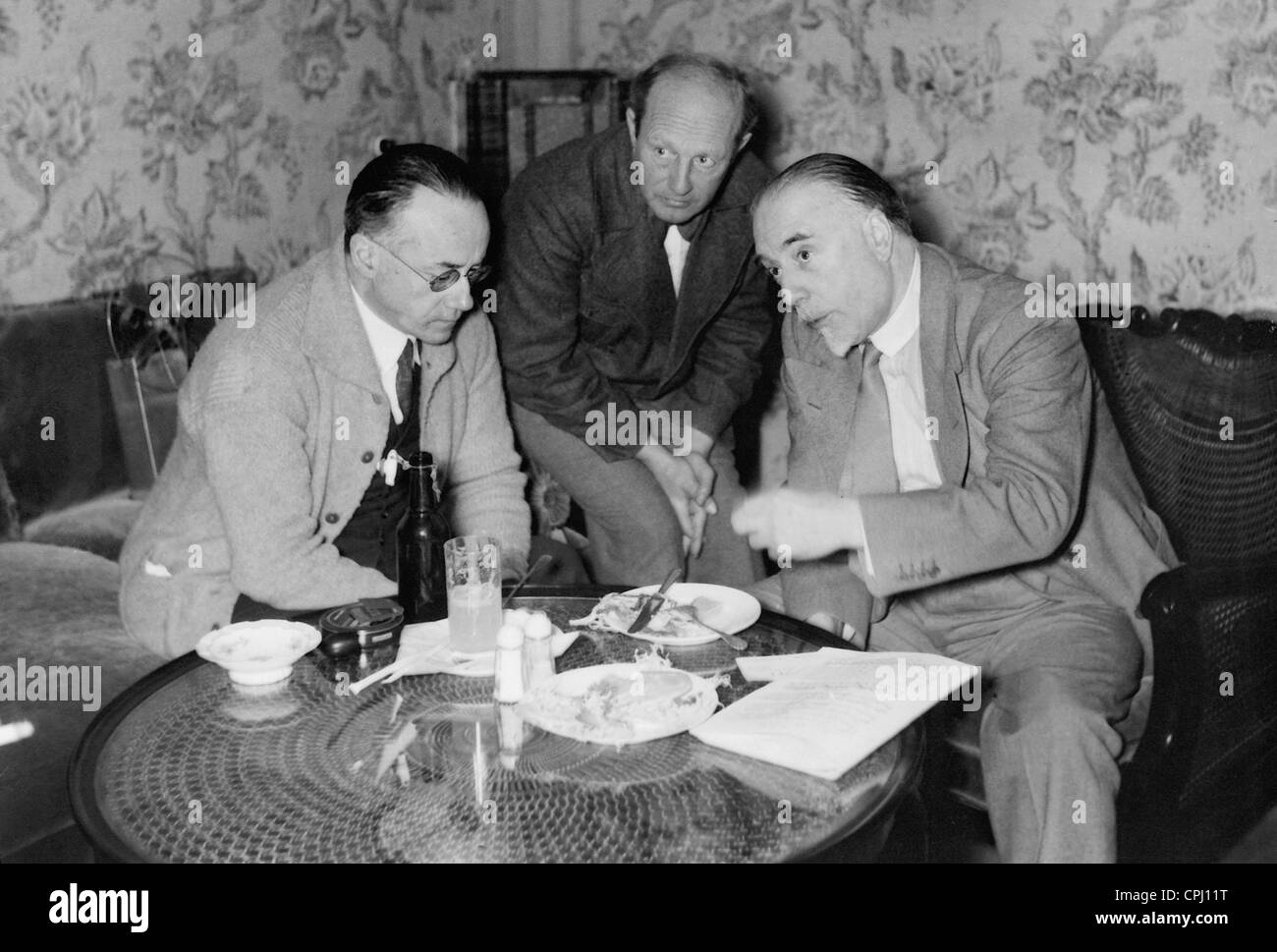 Heinz Tietjen, Heinz Preetorius e Sir Thomas Beecham, 1937 Foto Stock