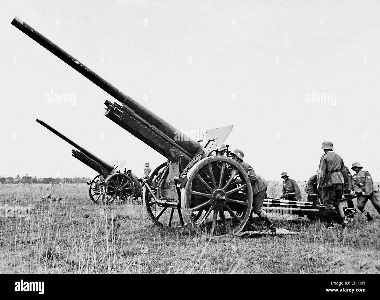 Esercizio di una batteria di artiglieria della Wehrmacht, 1936 Foto Stock