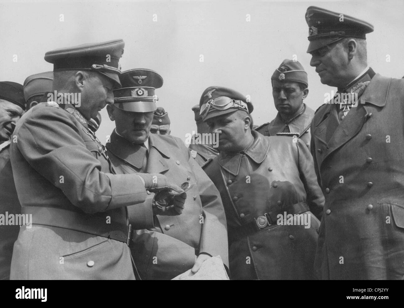 Hans Gunther von Kluge con Adolf Hitler in Francia, 1940 Foto Stock