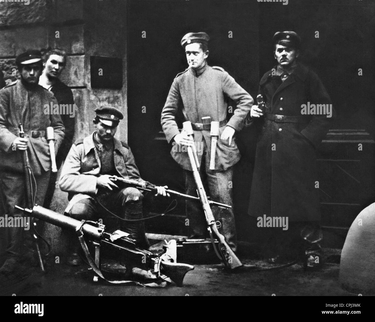 Sentinelle durante la rivoluzione di novembre a Berlino, 1918 Foto Stock