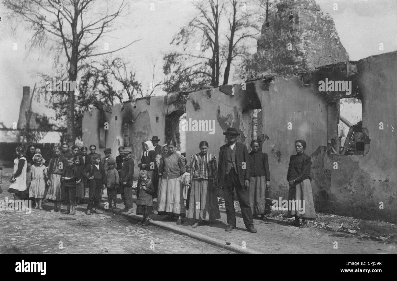 Distrutto casa dopo l'insurrezione polacca in Alta Slesia, 1920 Foto Stock