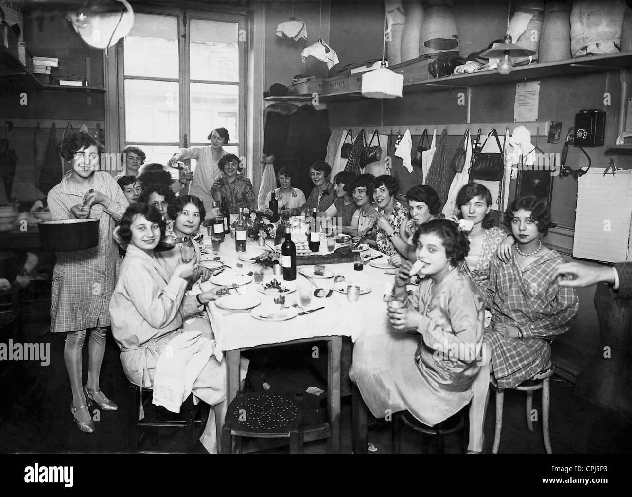 Donne celebrare "La Sainte Catherine" giorno, 1928 Foto Stock