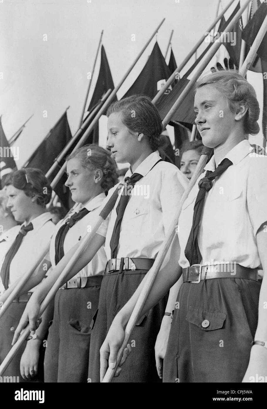 Bandiera sfilata di ragazze BDM, 1937 Foto Stock