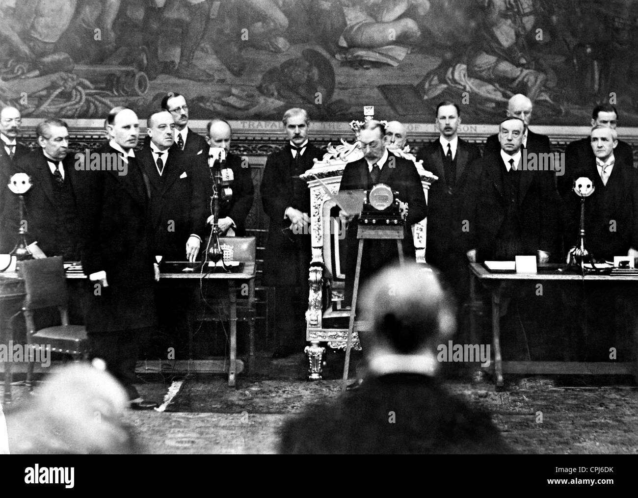 George V in corrispondenza della apertura del London Naval Conference, 1930 Foto Stock