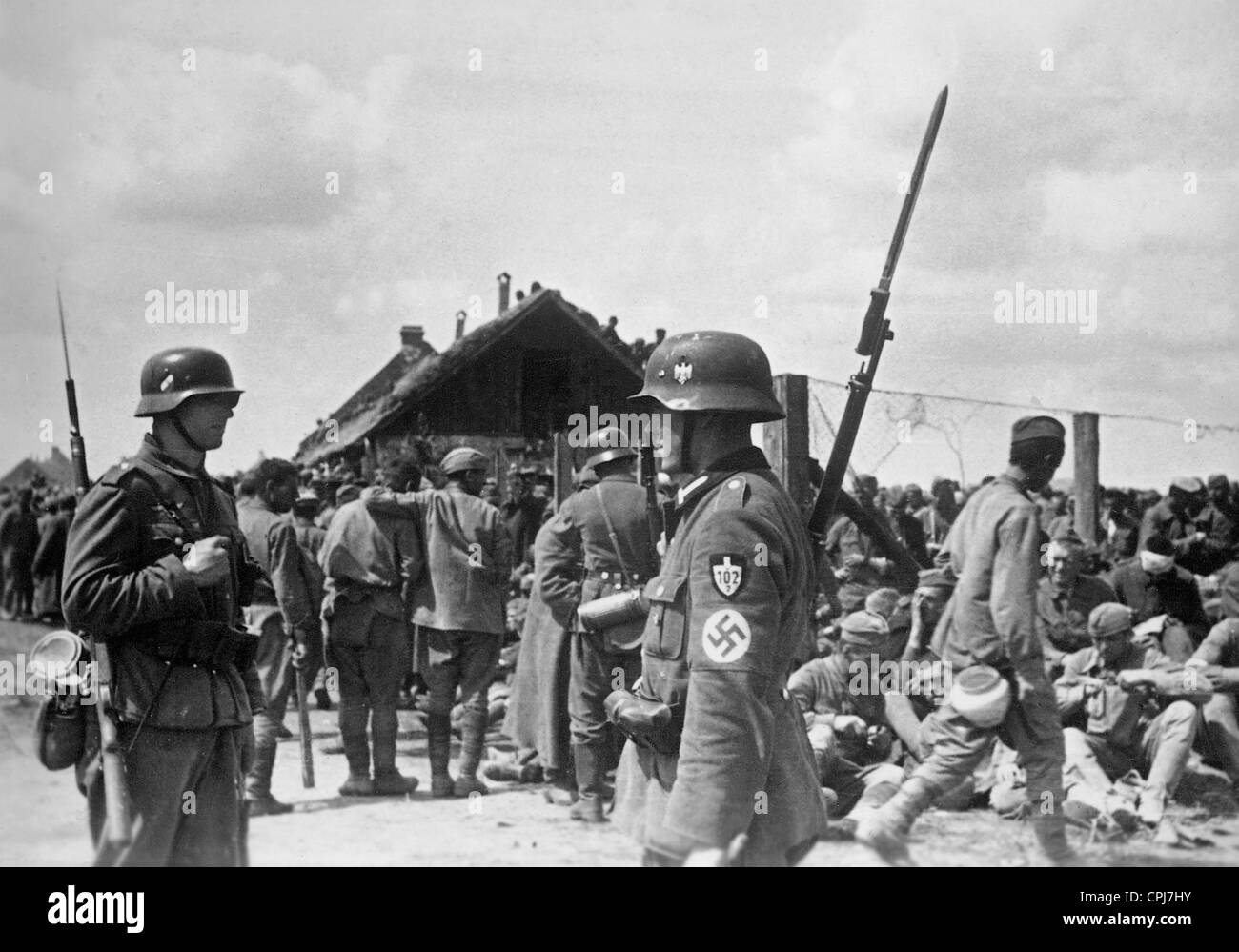 I soldati sovietici nella guerra tedesca cattività, 1941 Foto Stock