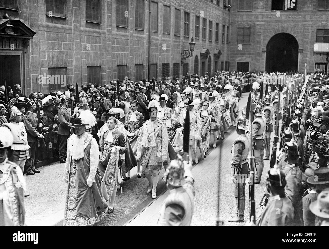 Rievocazione dell'Georgi-ordine dei Cavalieri a Monaco di Baviera, 1913 Foto Stock