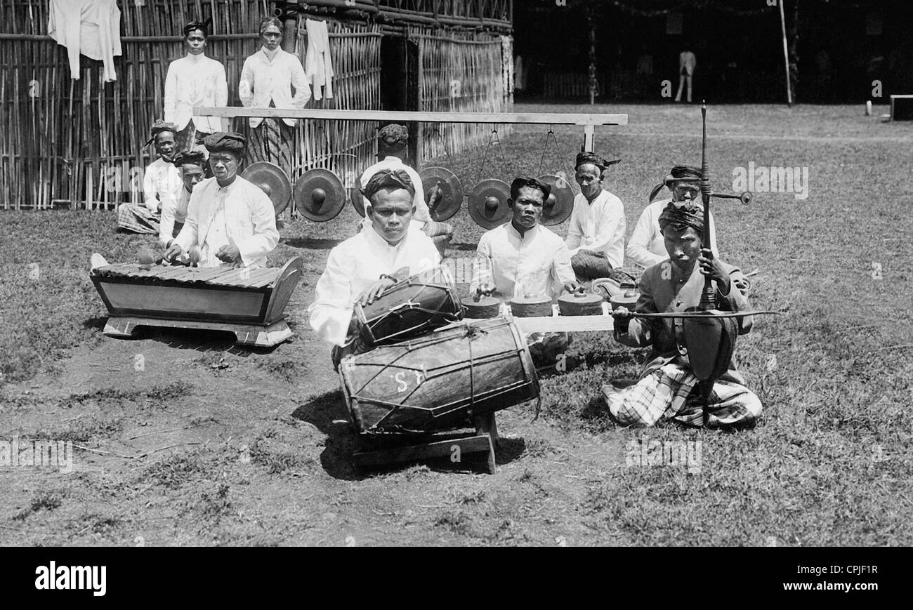 Musicisti giavanese, 1913 Foto Stock