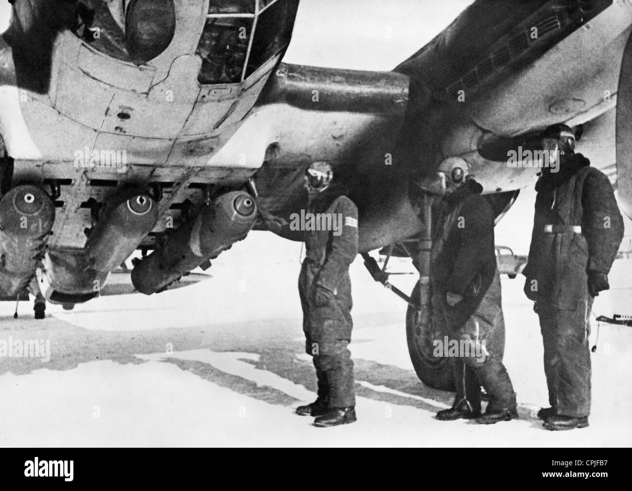 Heinkel He 111 con antenna bombe di consegna sul Fronte Orientale, 1943 Foto Stock