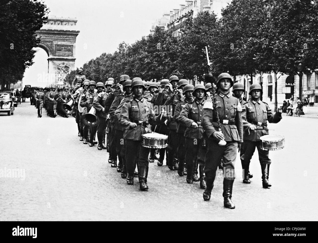 Wehrmacht arc de triomphe 1940 immagini e fotografie stock ad alta ...