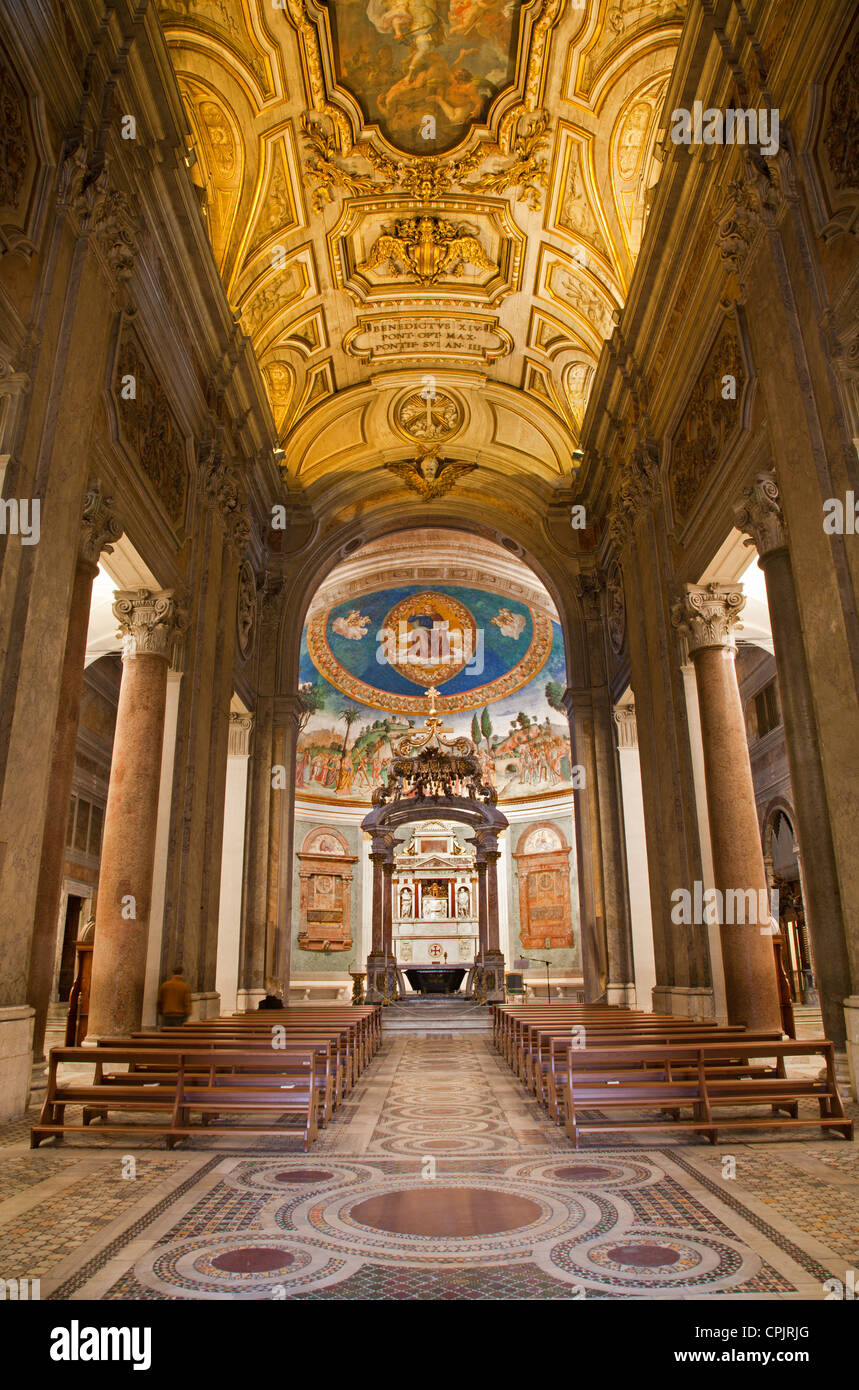 Roma - Chiesa di Santa Croce in Gerusalemme. Affresco nell abside di ...