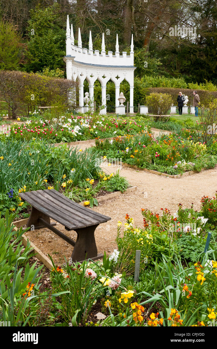 Giardino in stile rococò, Painswick, Gloucestershire, Regno Unito Foto Stock