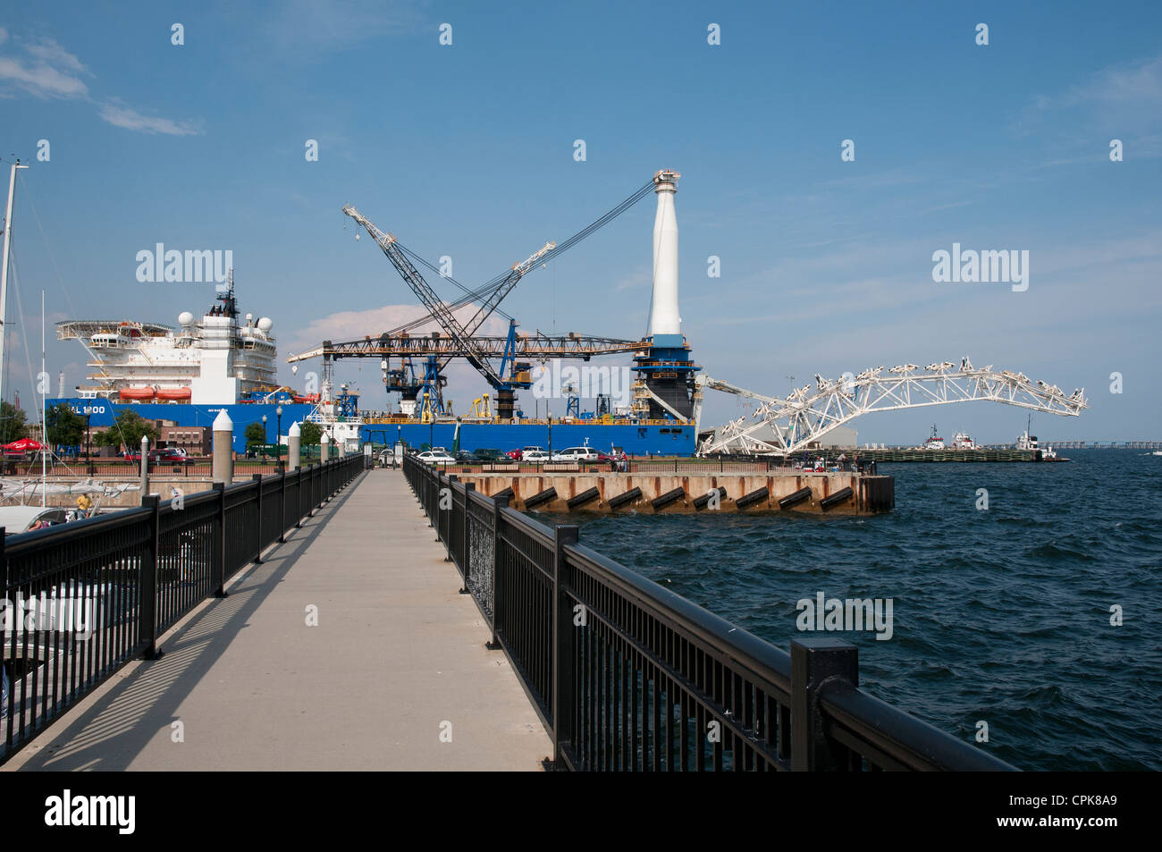 Global 1200 più moderna nave del suo genere in tutto il mondo. Per l'uso nell'industria petrolifera e del gas per la posa di tubo Foto Stock