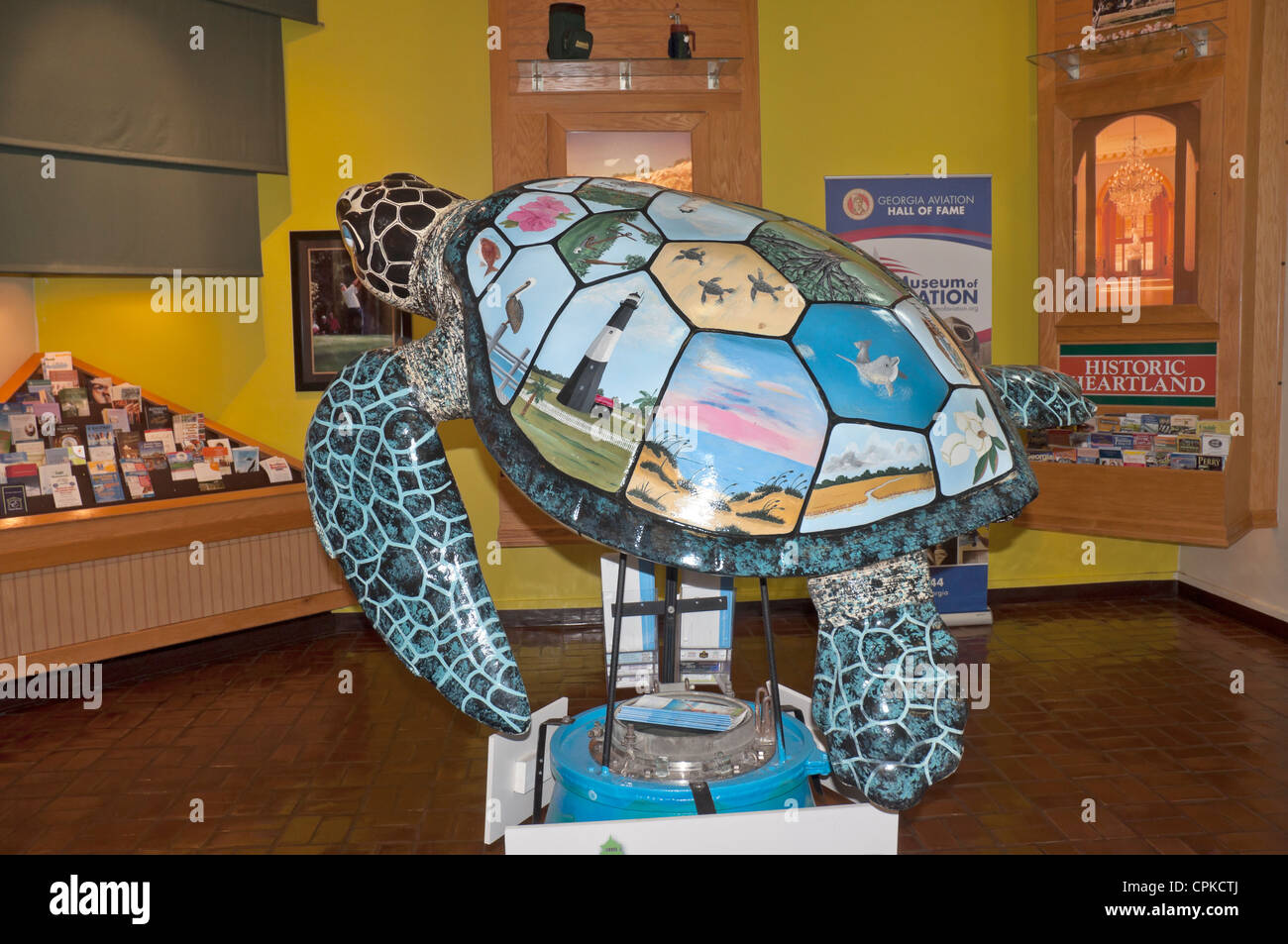 Dipinto di turtle grazie al centro della scena all'interno della Georgia Benvenuti stazione lungo I-95 appena a nord della Georgia - Florida linea di stato. Foto Stock