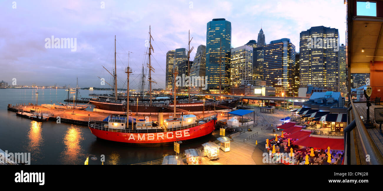 South Street Seaport in New York City Foto Stock