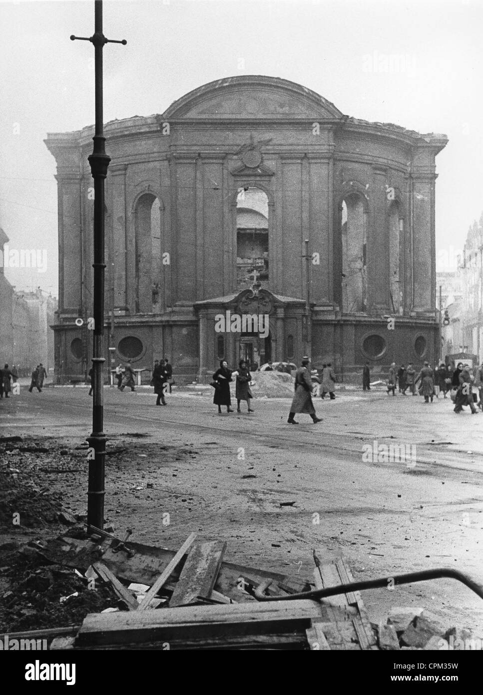 Distrutta chiesa a Berlino, 1943 Foto Stock