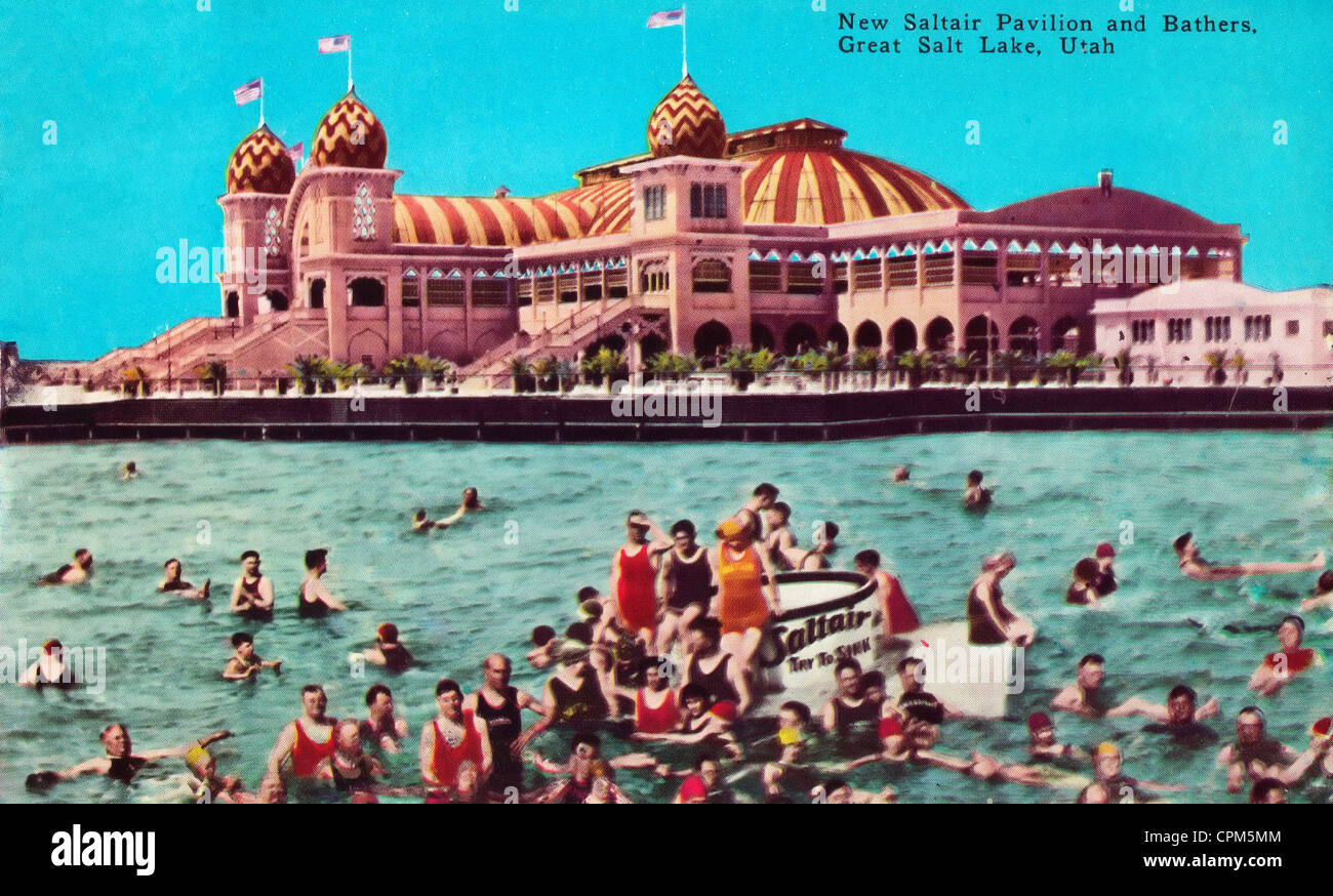 Nuovo Saltair Pavilion e bagnanti fantastica Salt Lake, Utah, circa 1926 Foto Stock