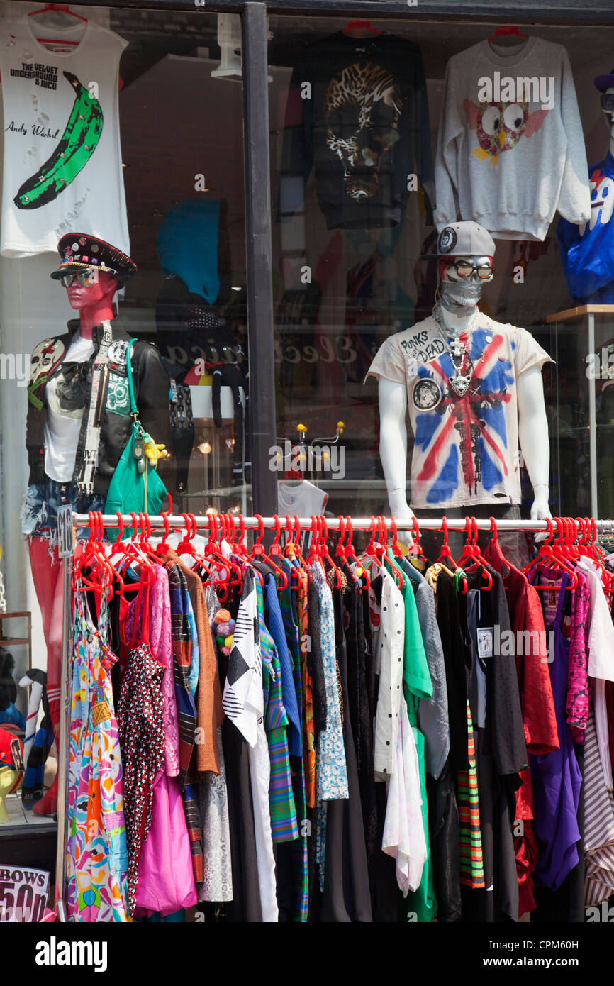 Trafalgar Street di seconda mano abbigliamento in Brighton - REGNO UNITO (Nord corsie) Foto Stock