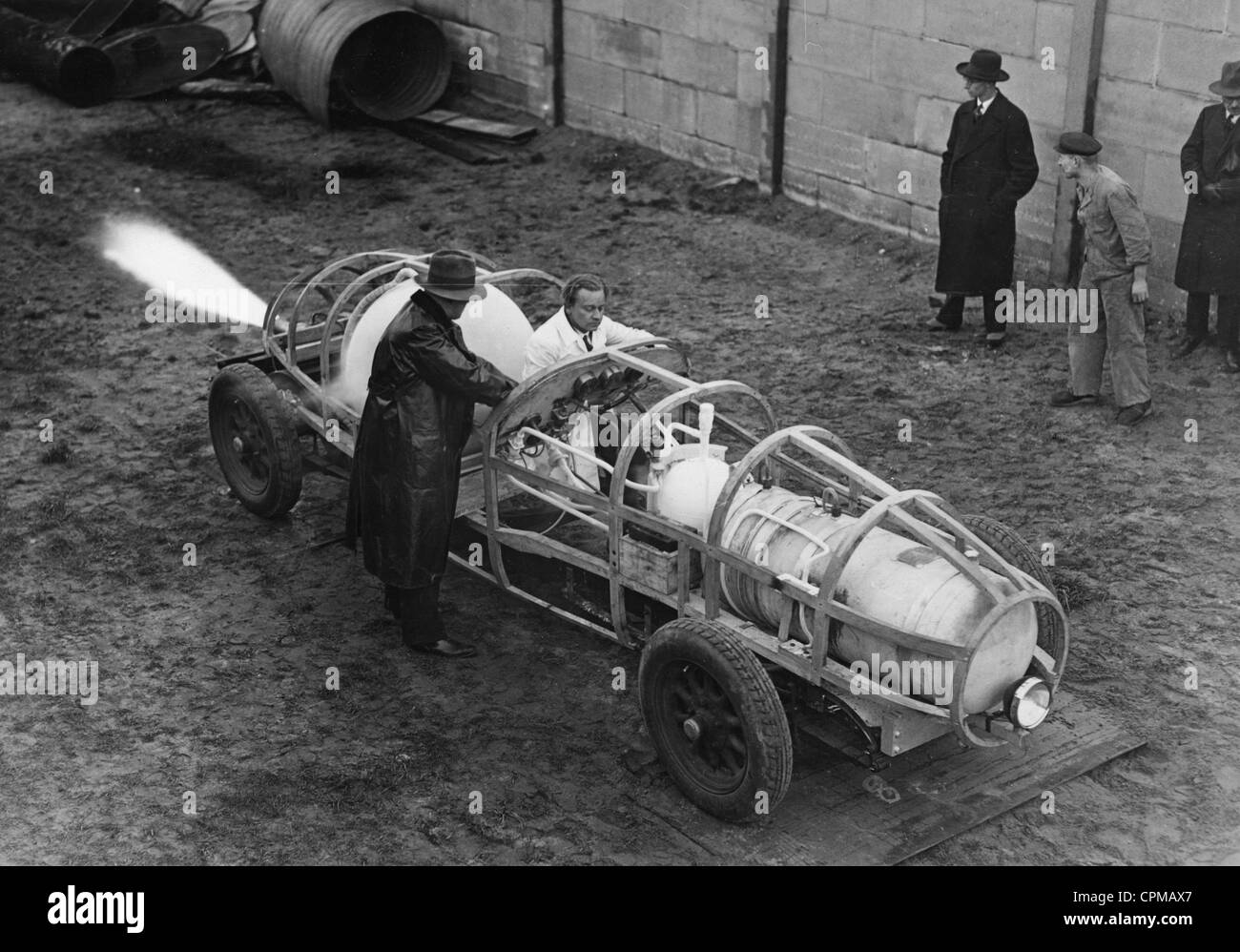 Presentazione di un razzo auto in Britz, 1931 Foto Stock Presentazione di un razzo auto in Britz, 1931 Foto Stock