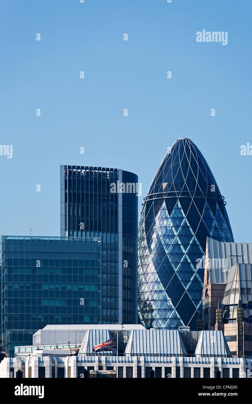 Lonon skyline con "Swiss Re Building' - cetriolino Foto Stock