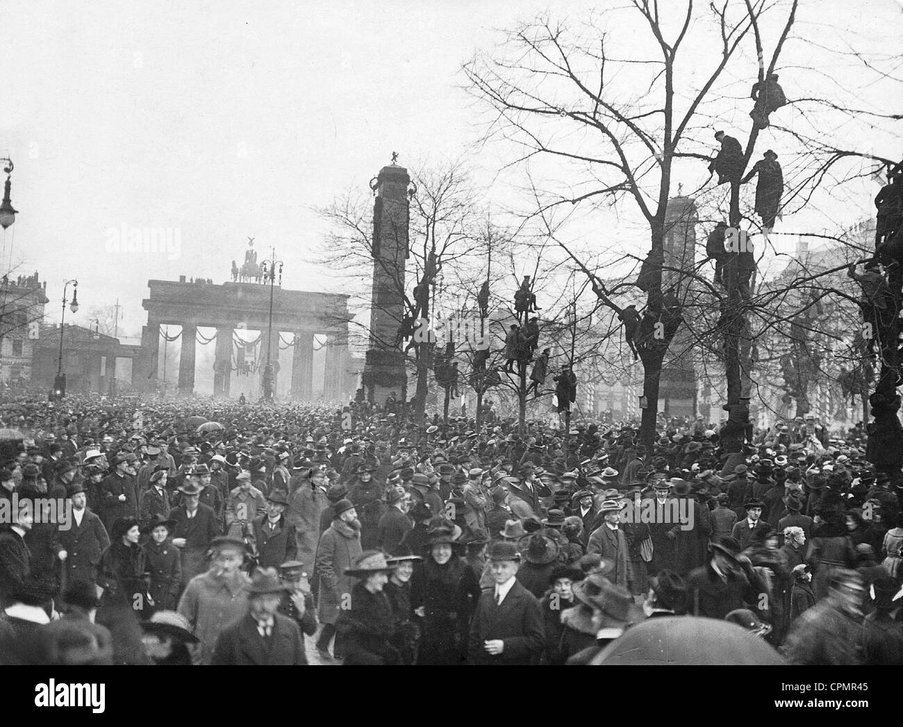 Tornando frontline soldati in Berlino, 1918 Foto Stock