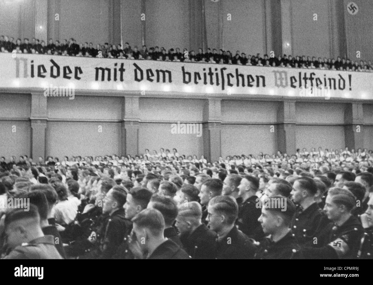 Hitler Gioventù membri durante un evento di propaganda, 1940 Foto Stock