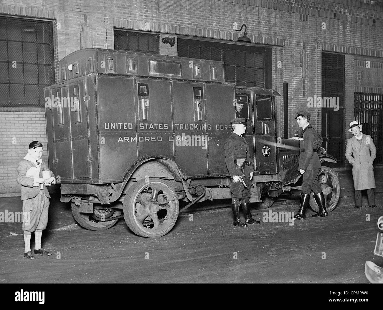 Soldi blindati transporter in New York, 1934. Foto Stock