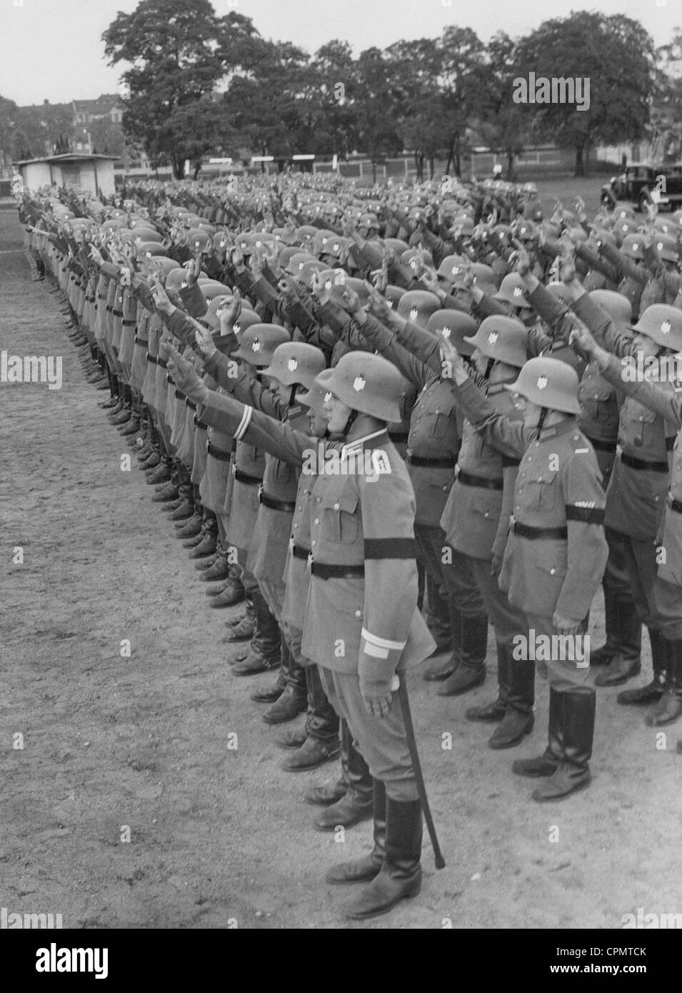 Soldati tedeschi sono Giurato sul Adolf Hitler, 1934 Foto Stock