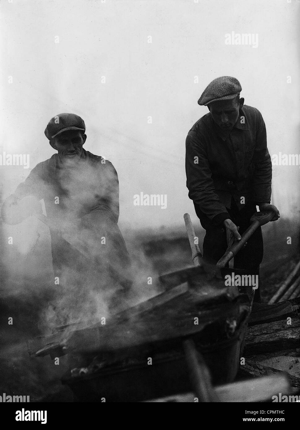I lavoratori di costruire il Reich autostrada, 1934 Foto Stock