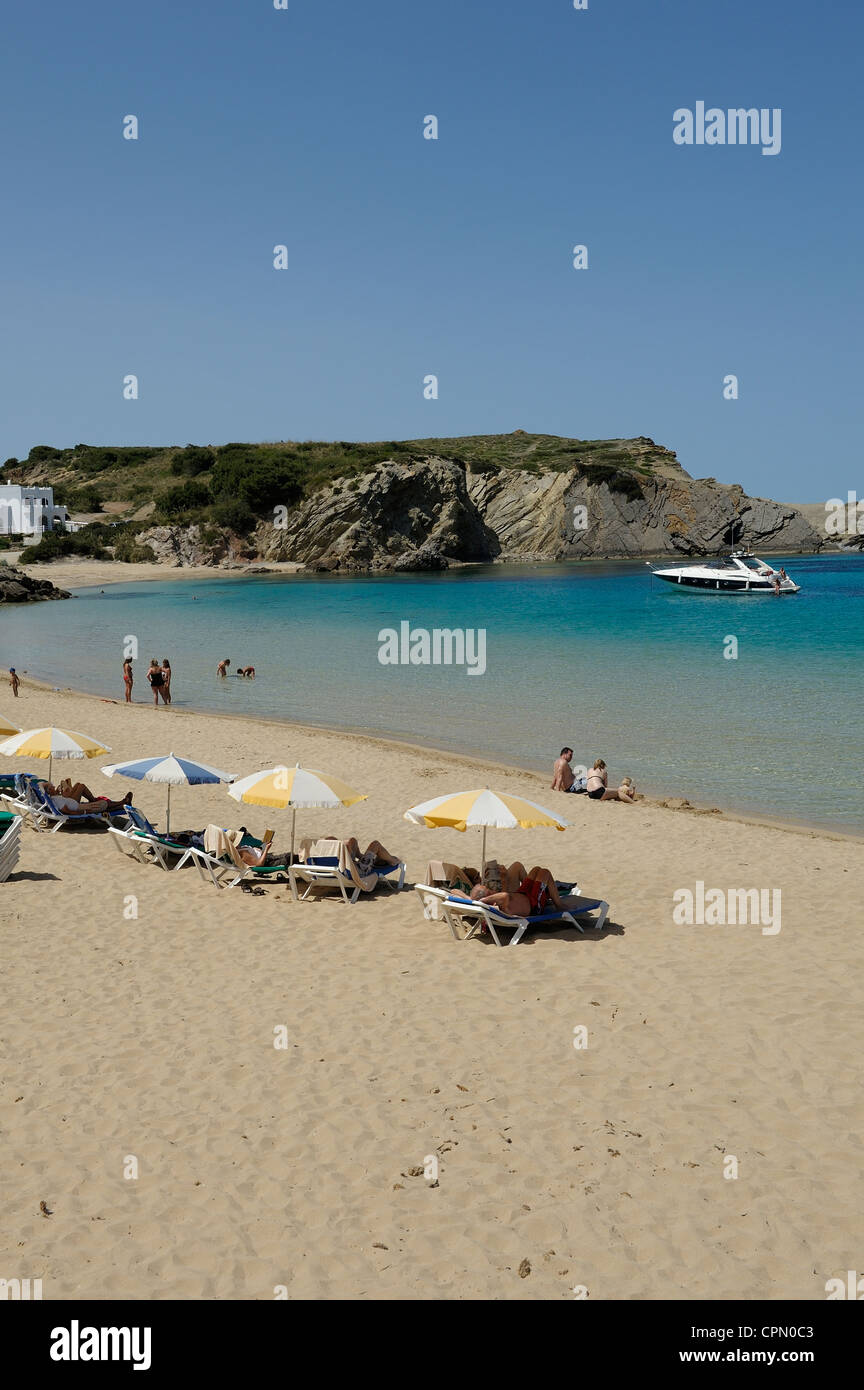La spiaggia di Arenal d'en Castell menorca Spagna Foto Stock