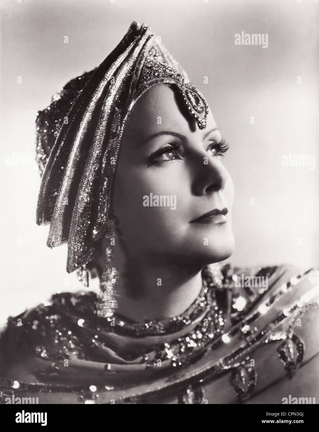 Mata Hari anno : 1931 - USA Direttore : George Fitzmaurice scrittura crediti Benjamin Glazer e Leo Birinsky Greta Garbo Foto Stock