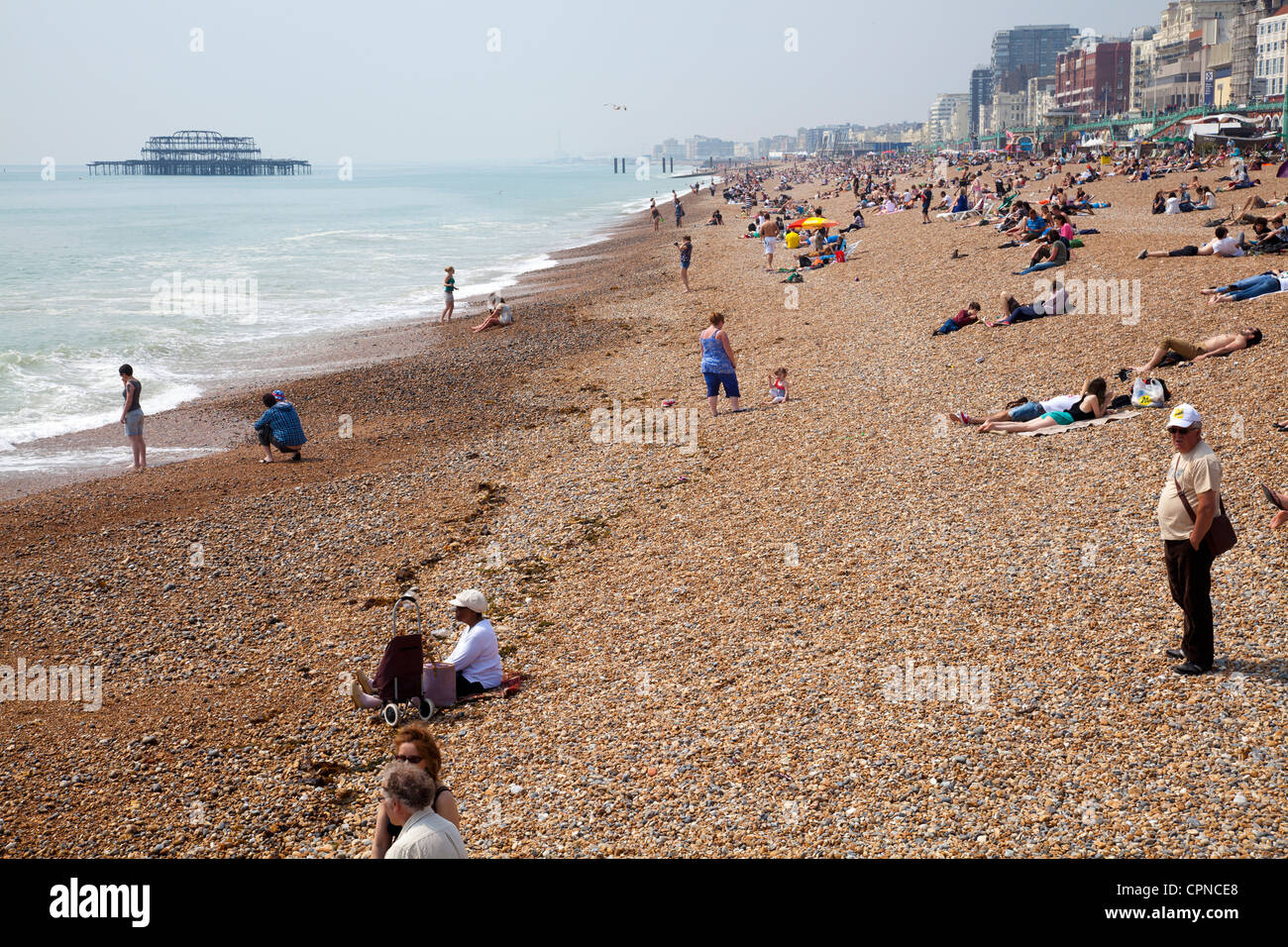 La spiaggia di Brighton Seafront NEL REGNO UNITO Foto Stock