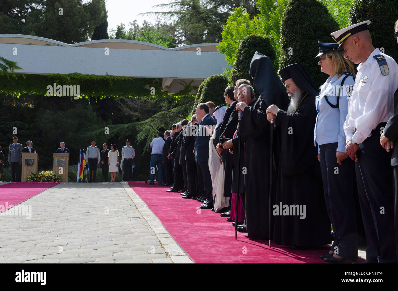 Il presidente israeliano Shimon Peres e il suo omologo tedesco Joachim Gauck durante una cerimonia di benvenuto al presidente composto Foto Stock