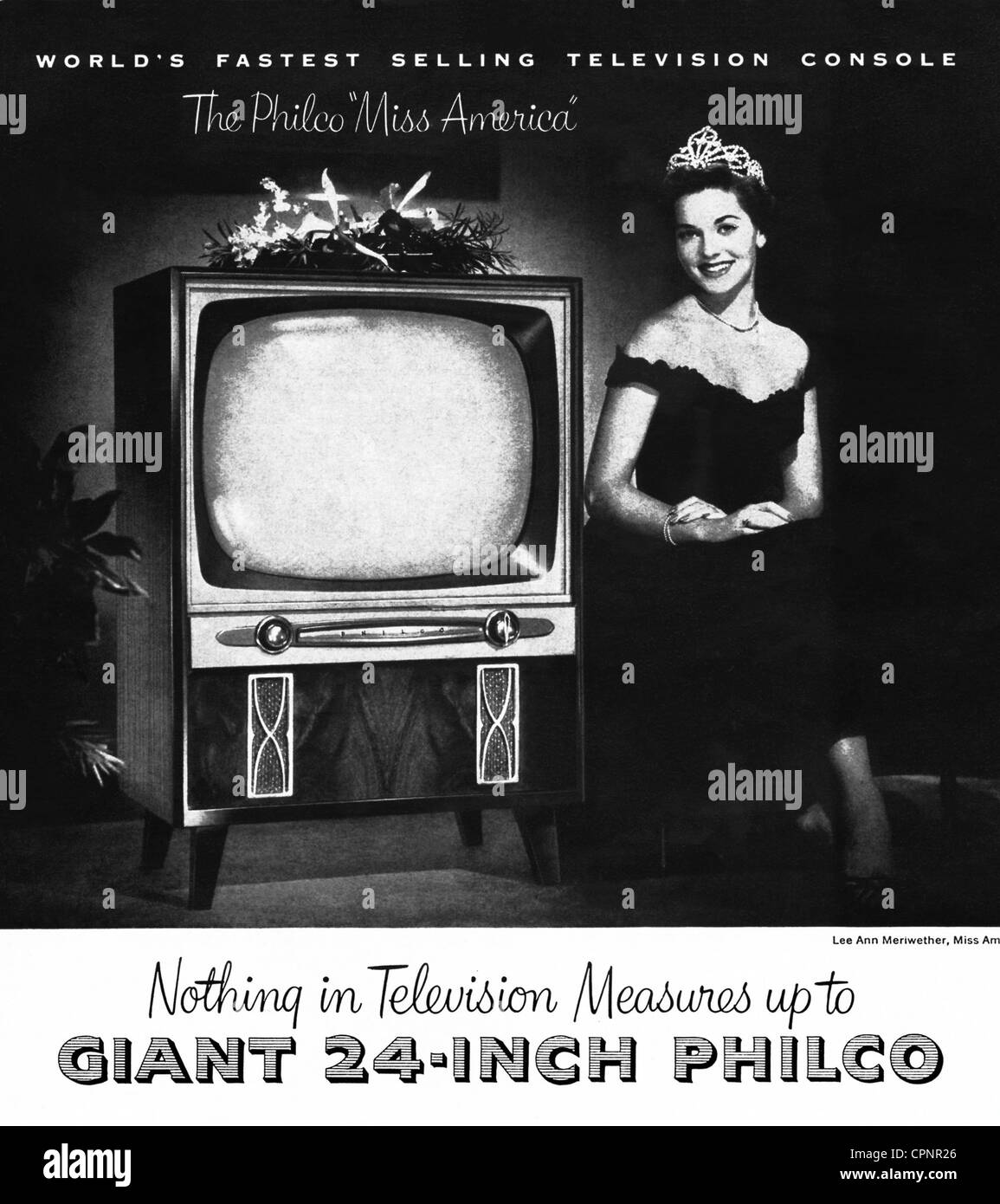 Pubblicità, trasmissione, televisione insieme Philco, Miss America, con Lee Ann Meriwether, Miss America di 1955, televisione con schermo da 24 pollici dimensioni, 'la console televisiva più venduta al mondo', pubblicità, USA, 1955/56, diritti aggiuntivi-clearences-non disponibile Foto Stock