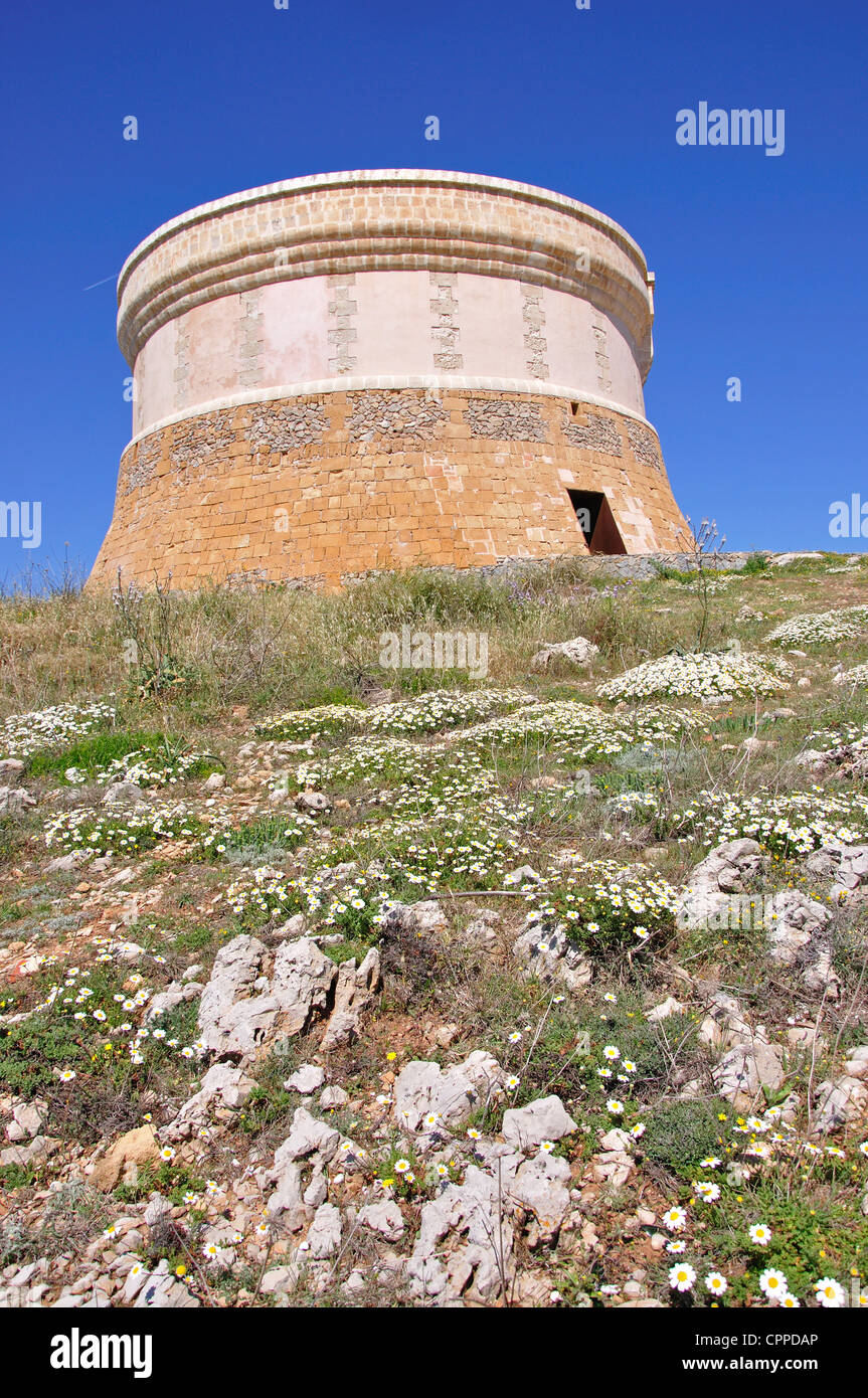 Torre de Fornells torre di avvistamento, Fornells Menorca, isole Baleari, Spagna Foto Stock