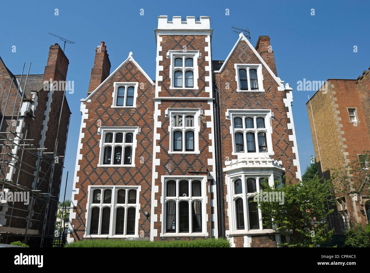 1840s casa bifamiliare in stile giacobino, a St Ann's ville, Londra, Inghilterra Foto Stock