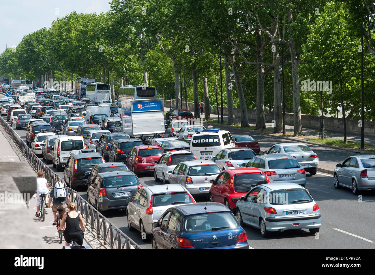 Parigi, Francia - inceppamento di traffico nel centro di Parigi. Foto Stock