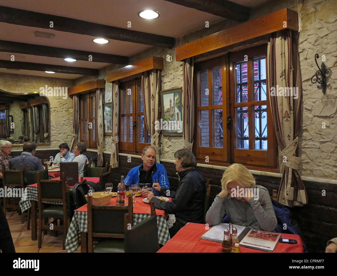 I turisti in un ristorante Granada Spagna Foto Stock