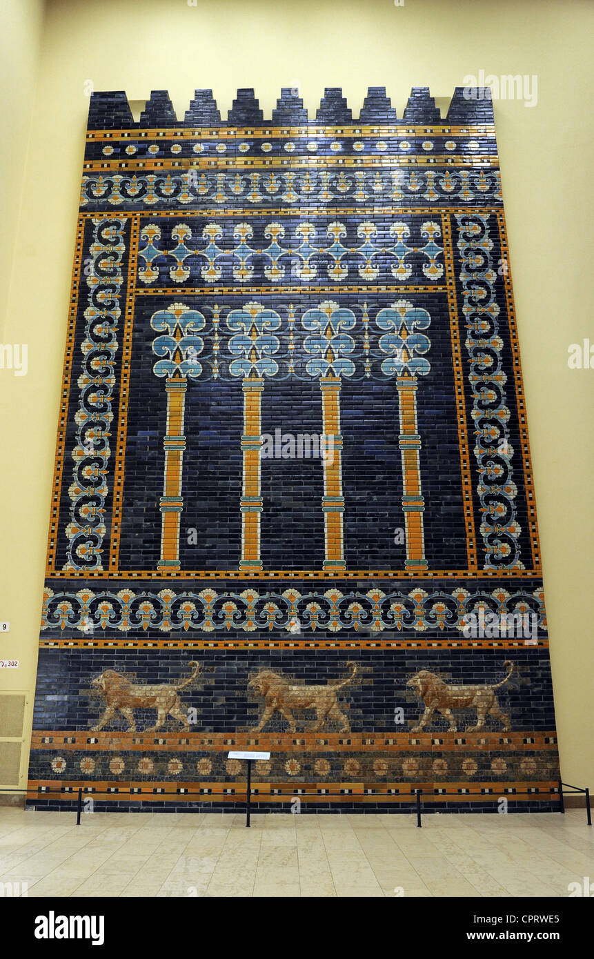 Arte mesopotamica Neo-Babylonian. La Sala del Trono di Nabucodonosor II. Dettaglio. Pergamon Museum. Berlino. Germania. Foto Stock