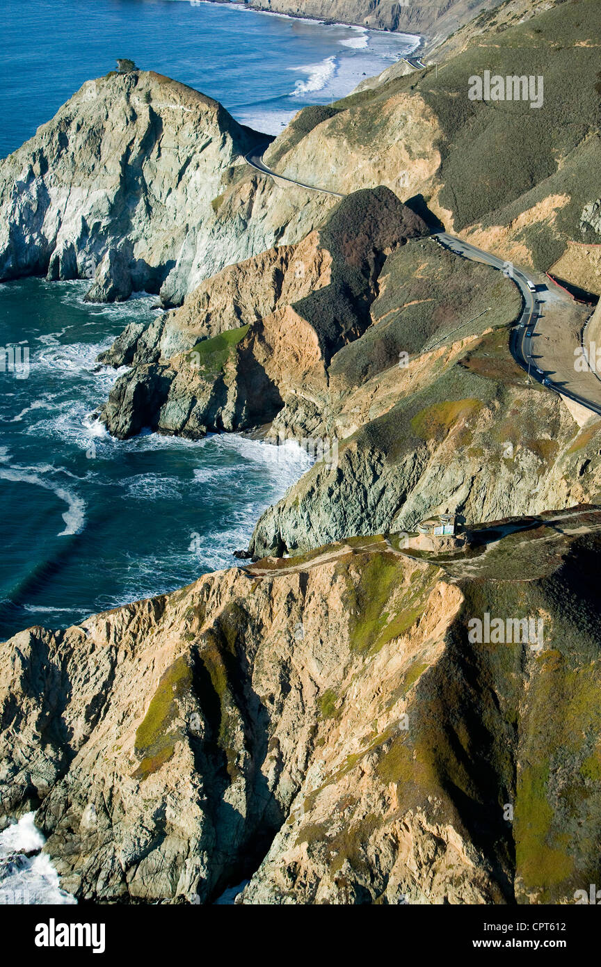 Fotografia aerea autostrada una costa del Pacifico San Mateo County, California Foto Stock