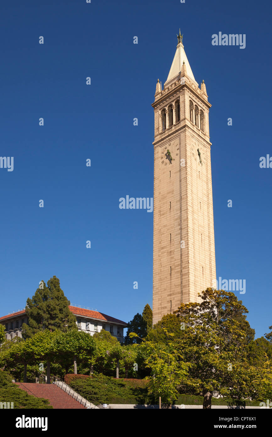 Sather Tower. UC Berkeley, California. Foto Stock