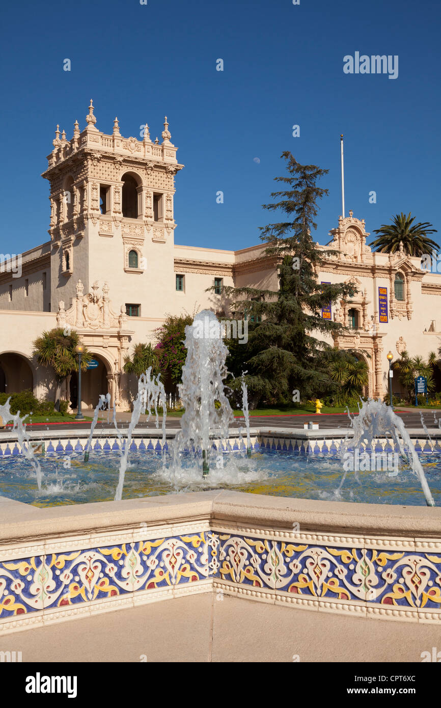 Fontana e la casa di accoglienza in Balboa Park. San Diego, California. Foto Stock