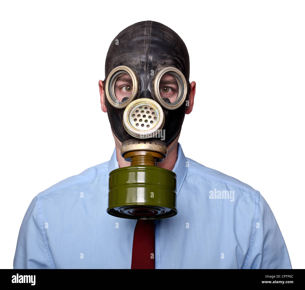 Uomo caucasico con maschera a gas isolato su sfondo bianco Foto Stock