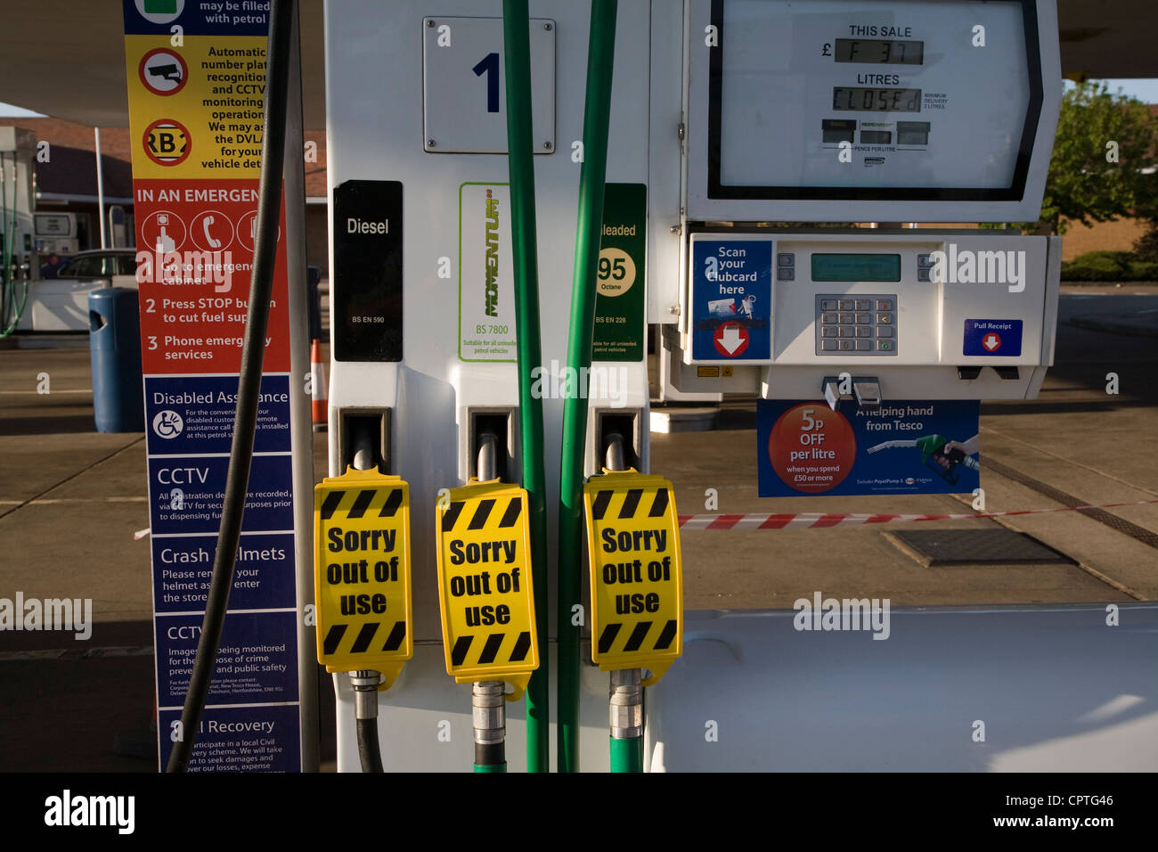 Le pompe di benzina fuori uso REGNO UNITO Foto Stock
