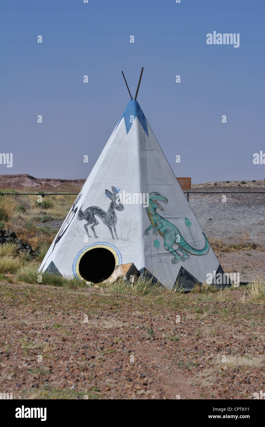 Nativo tende Tepee indiano, Arizona, Stati Uniti d'America Foto stock -  Alamy
